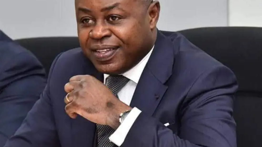 56253-congo-leon-juste-ibombo-donne-les-instruments-et-dispositifs-numeriques-du-projet-dacceleration-de-la-transformation-numerique