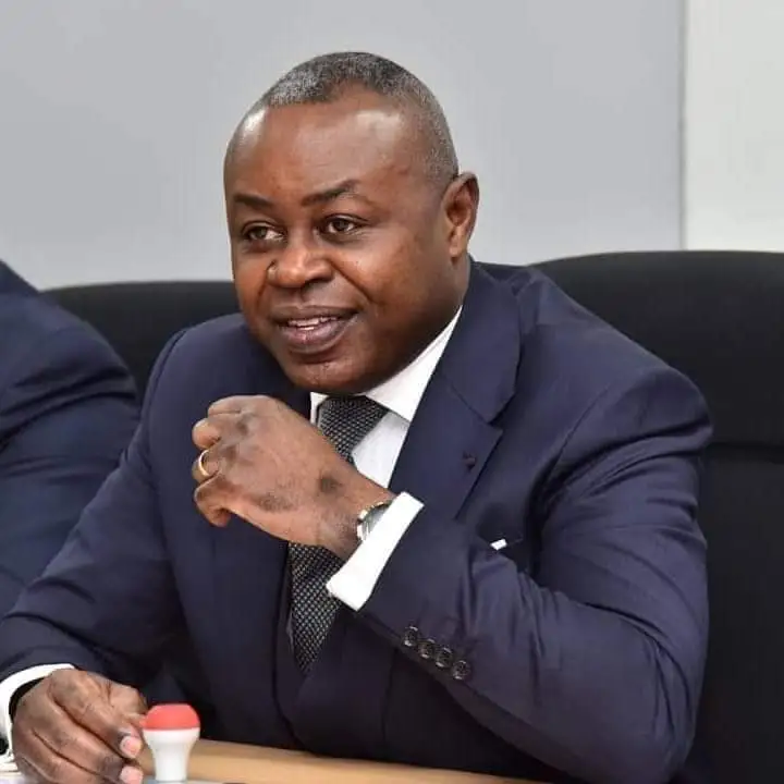 56253-congo-leon-juste-ibombo-donne-les-instruments-et-dispositifs-numeriques-du-projet-dacceleration-de-la-transformation-numerique