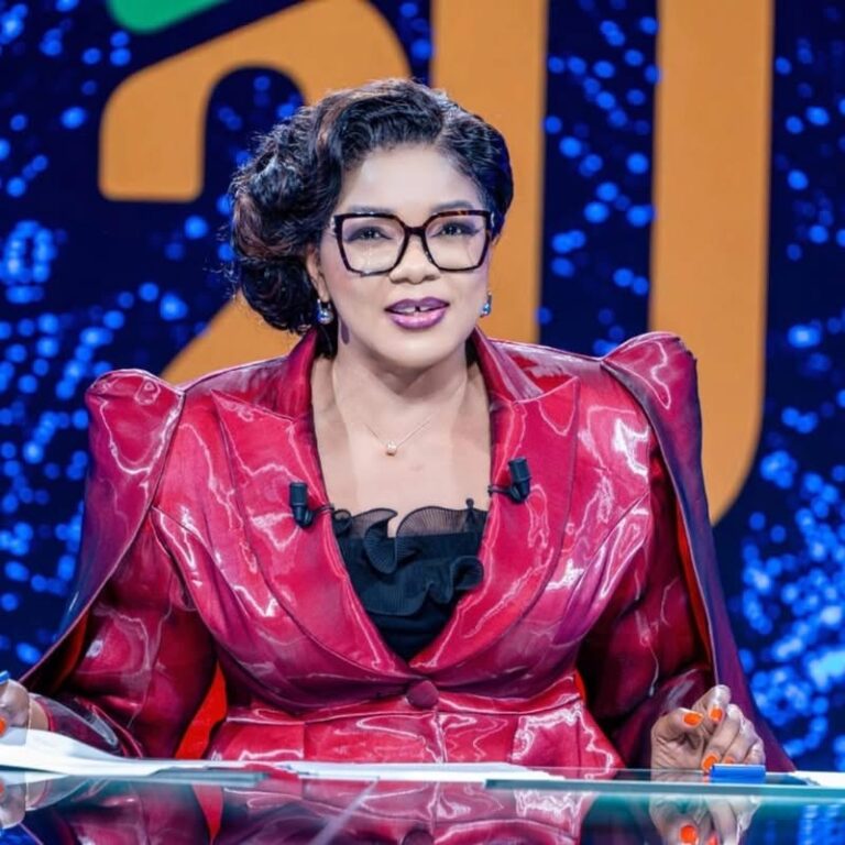 aAline France Etokabeka